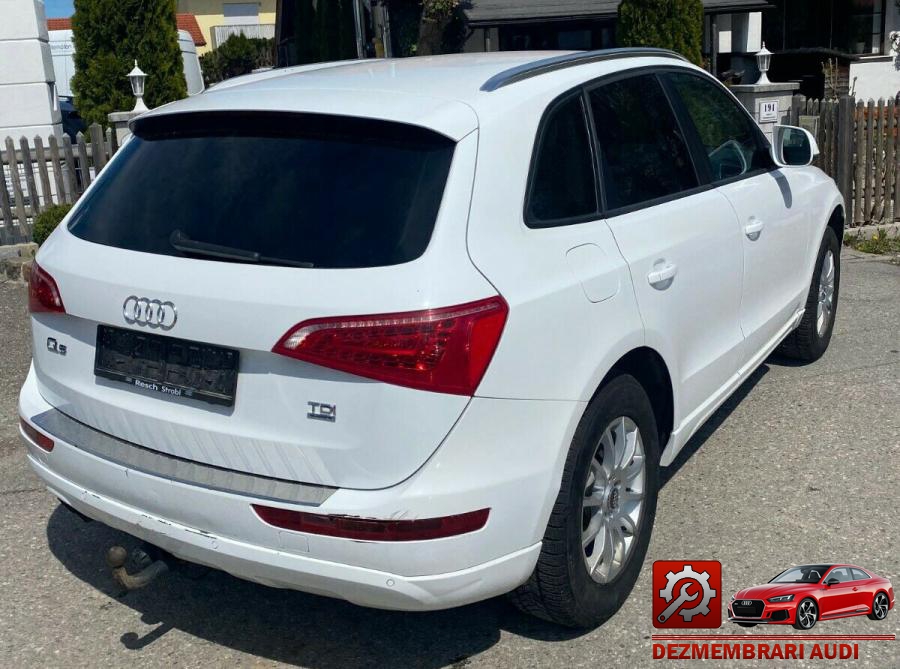 Bara spate audi q5 2010